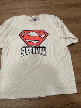 DC Comics Superman Logo Tee - White with Red and Black